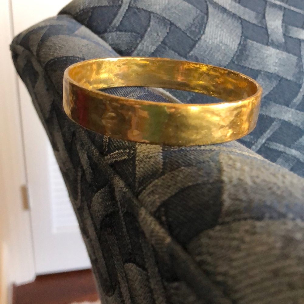 Evocateur Bangle - Picture 3 of 3